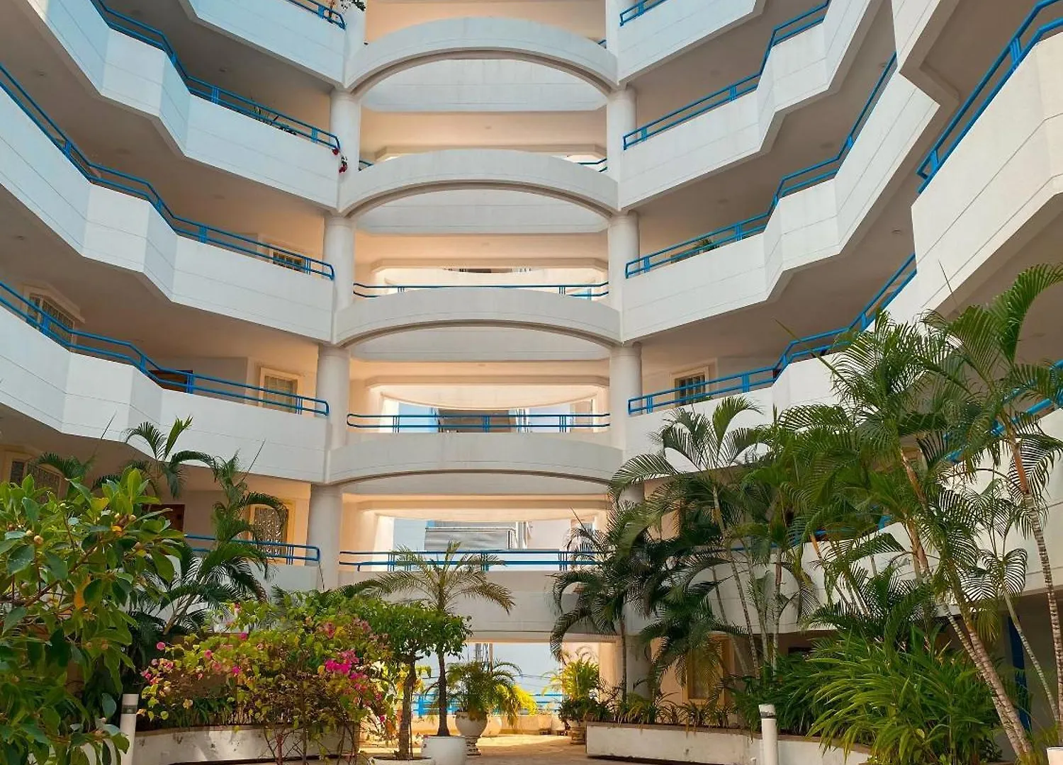 Quiet And Cozy Loft One Short Walk From The Beach El Manantial Apartment